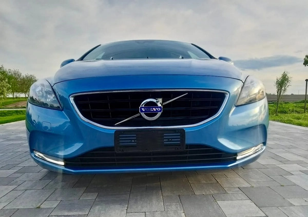 Volvo V40 cena 38900 przebieg: 171000, rok produkcji 2015 z Strzelce Opolskie małe 781